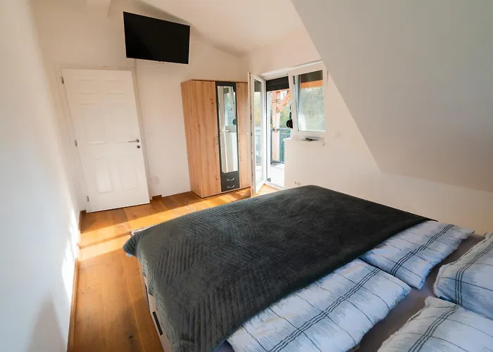 Apartment Domus Optima - Cozy Retreat In *