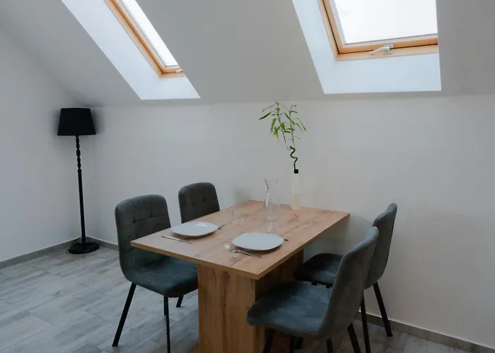 Apartment Domus Optima - Cozy Retreat In