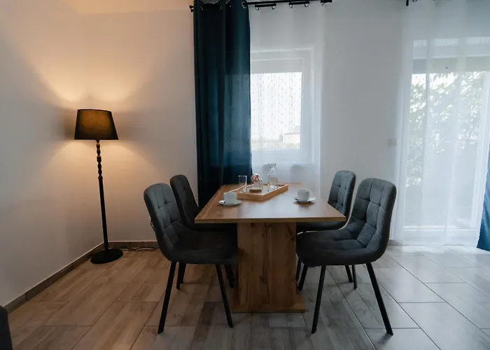 Apartment Domus Optima - Cozy Retreat In