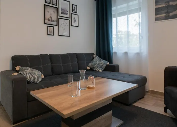 Domus Optima - Cozy Retreat In Apartment *